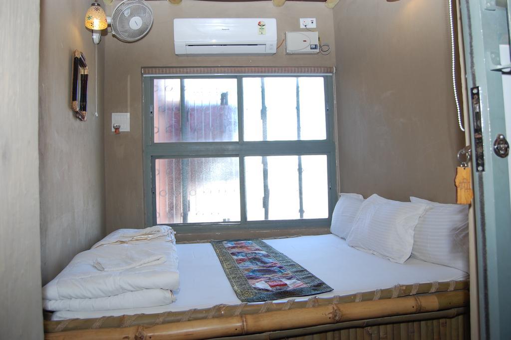 Shri Guest House Варанаси Номер фото