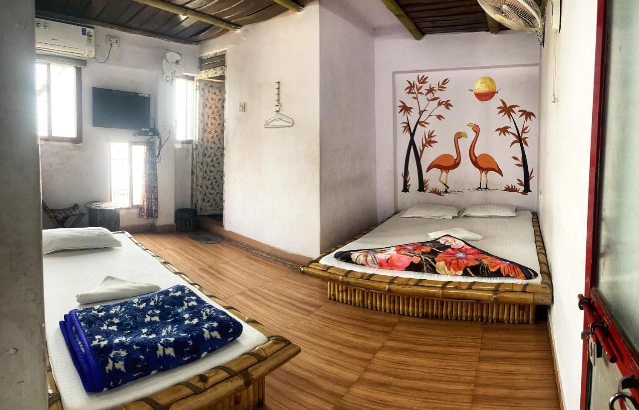 Shri Guest House Варанаси Экстерьер фото
